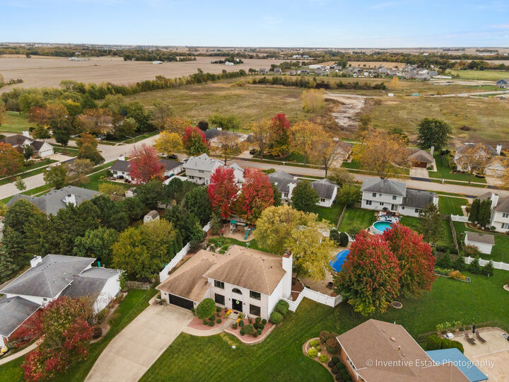 Property Photo: 317 Francis Court IL 60442