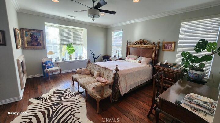 Property Photo:  4591 Camino Del Sol  CA 91302