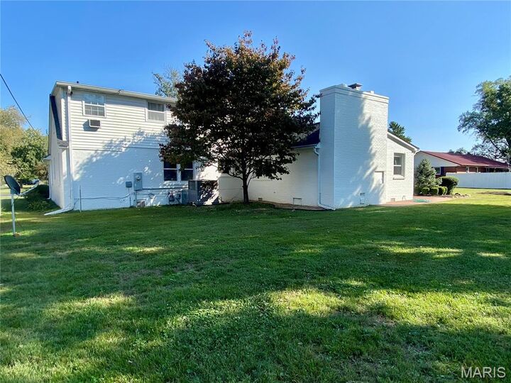 Property Photo:  201 S Clayton Street  MO 63834 