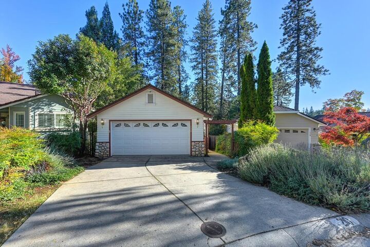 Property Photo:  210 Elysian Place  CA 95945 