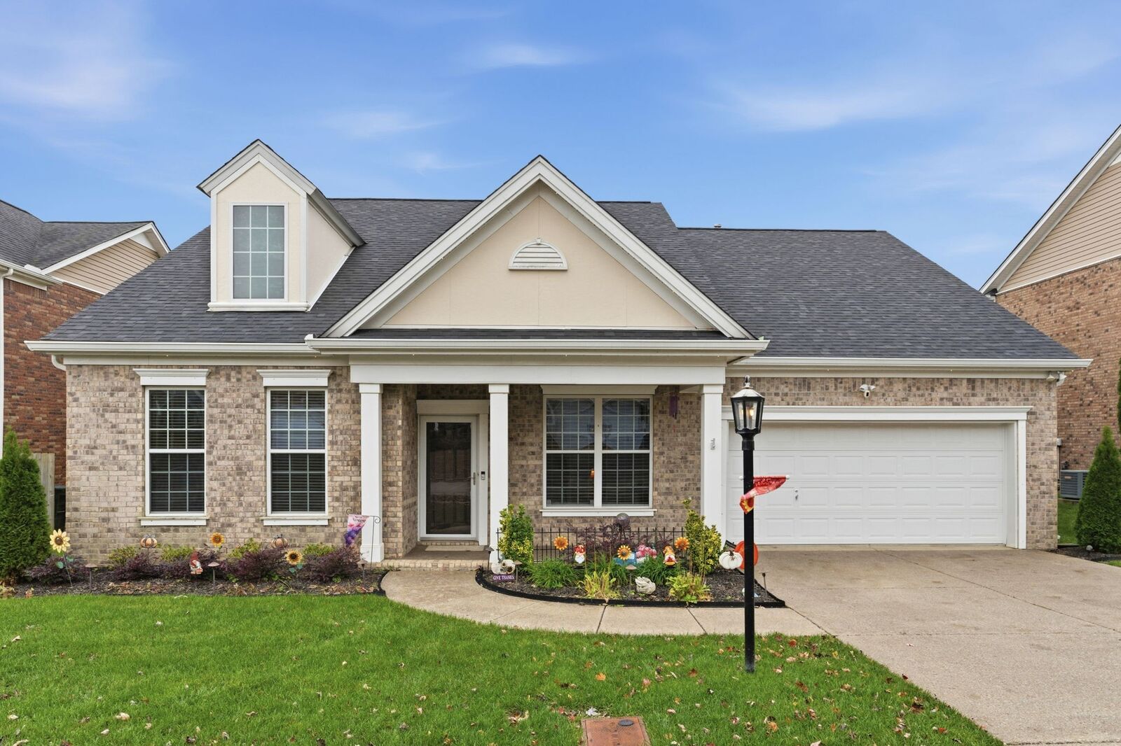 Property Photo:  1813 Bunting Way Dr  TN 37076 