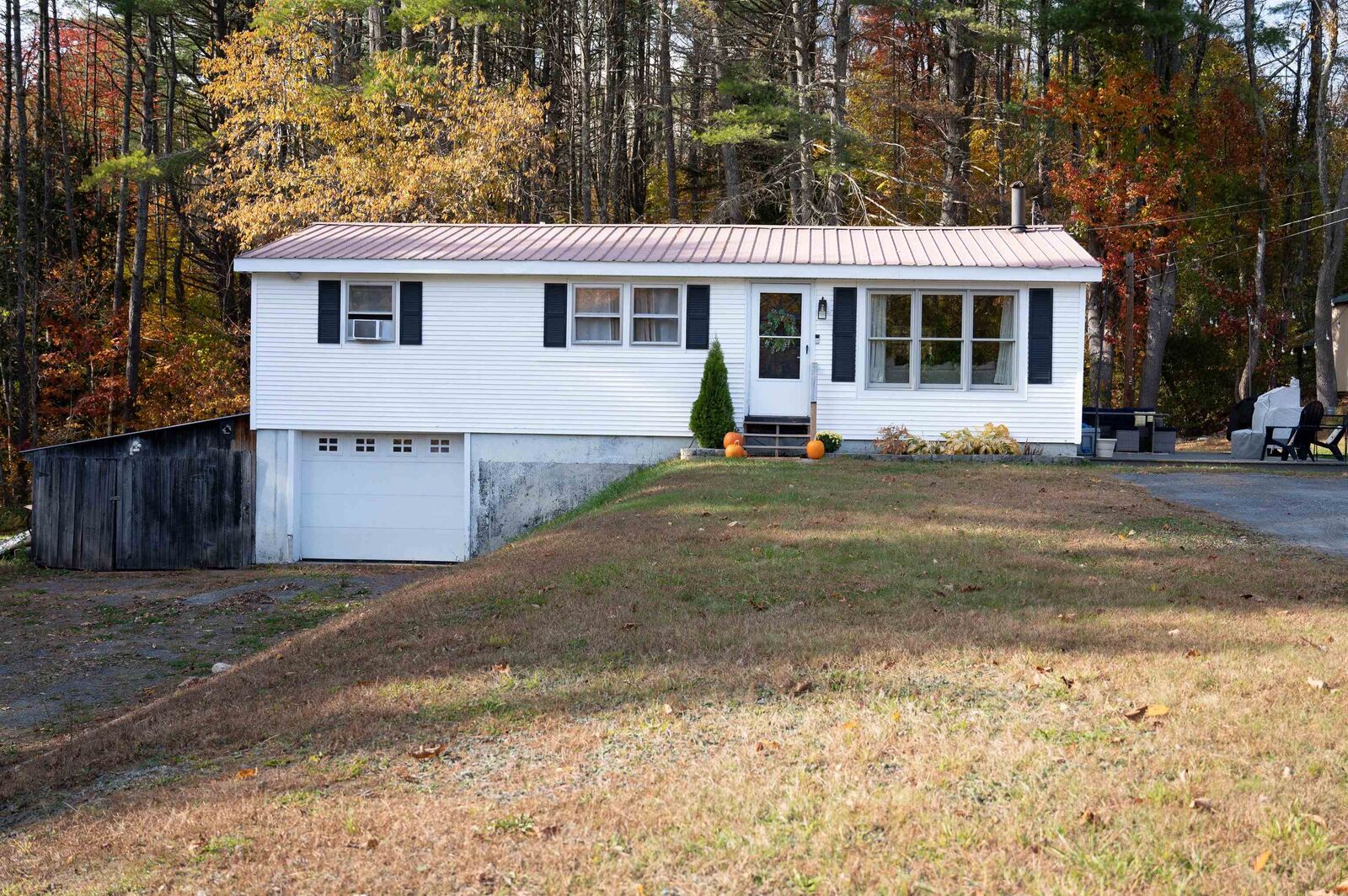 Property Photo:  483 South Street  VT 05156 