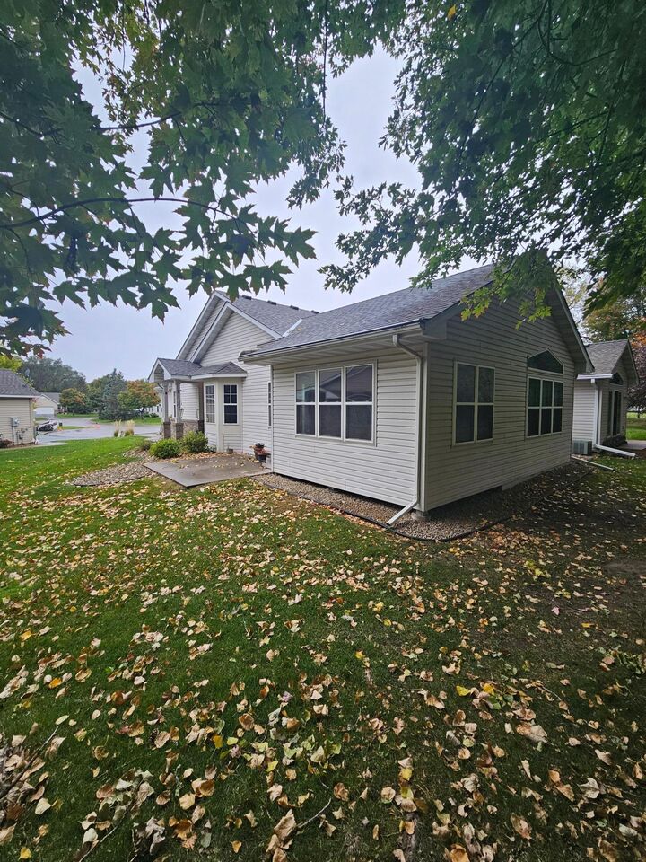 Property Photo: 2099 Albemarle Court N MN 55113