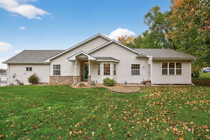 Property Photo: 2099 Albemarle Court N MN 55113