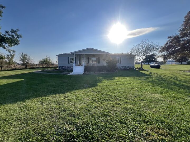 Property Photo:  20212 Highway 36  MO 64651 