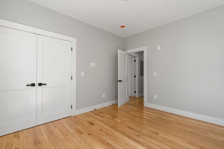 Property Photo:  60 Stanley St 101  MA 02125 