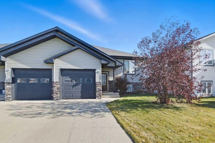 184 Jenner Crescent  Red Deer AB T4P 0B4 photo