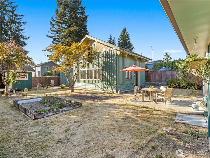 Property Photo:  8745  Evanston Avenue N  WA 98103 