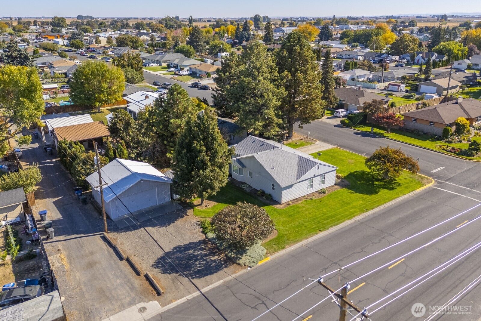 Property Photo:  221  K Street SW  WA 98848 
