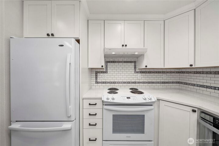 Property Photo:  6020 N Highlands Parkway 48  WA 98406 