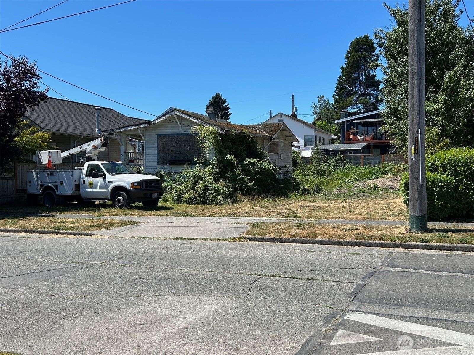 Property Photo: 4213 42nd Avenue S WA 98118