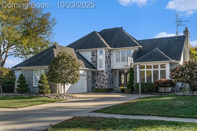 Property Photo: 14930 Crofton Drive MI 48315