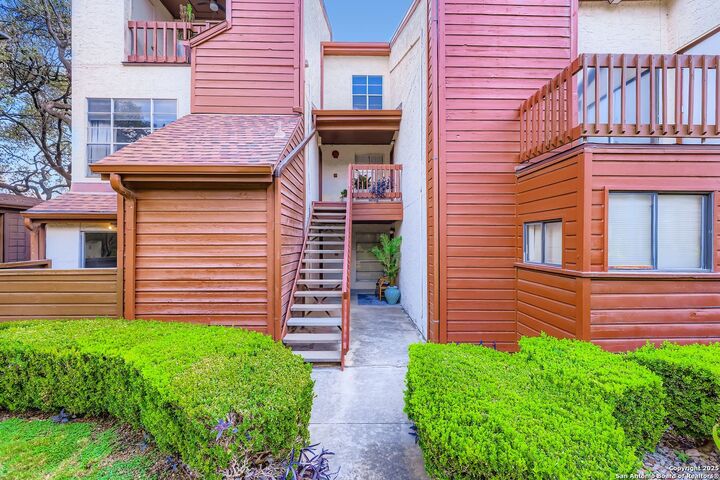 Property Photo: 10527 Perrin Beitel A212 TX 78217
