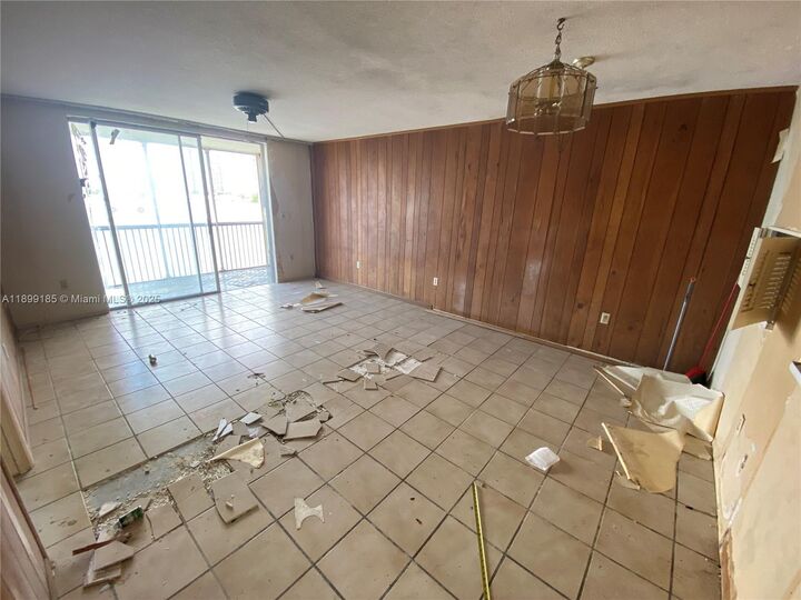 Property Photo:  2920 Point East Dr N311  FL 33160 