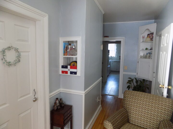 Property Photo:  5 Hoyt Street  CT 06810