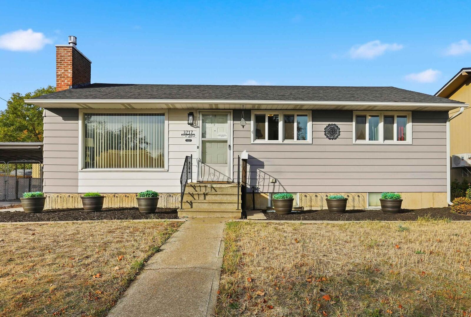 Property Photo:  3717 E 29th Ave  WA 99223-5764 