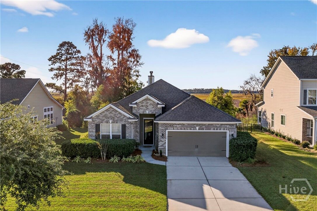 Property Photo: 120 Coffee Pointe Drive GA 31419