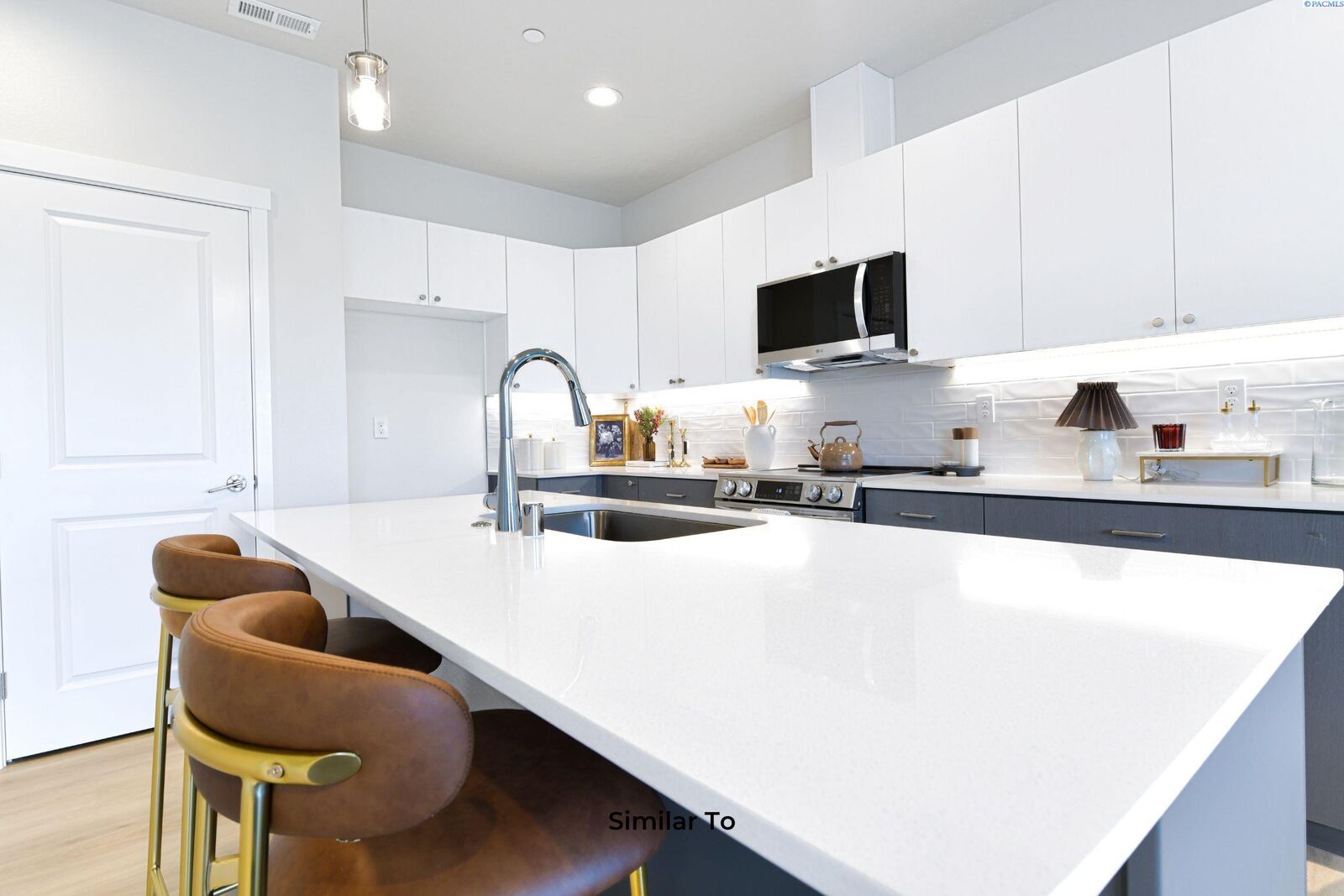 Property Photo:  4537 Road 114  WA 99301 