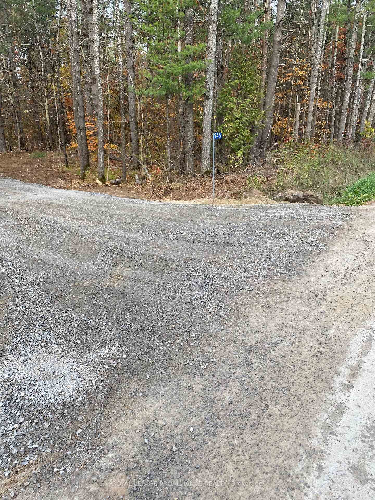 Property Photo:  945 Shanick Road  ON K0K 2M0 