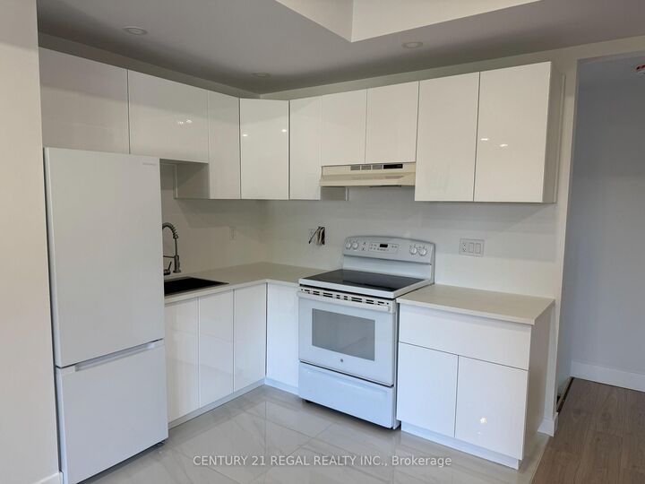 Property Photo:  101 Dennison Street A  ON L7B 1B8