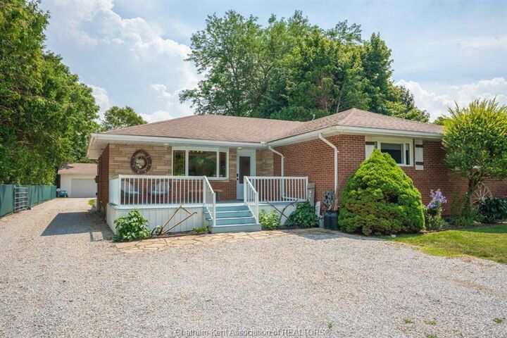 Property Photo: 7138 Benoit Drive ON N0L 2P0