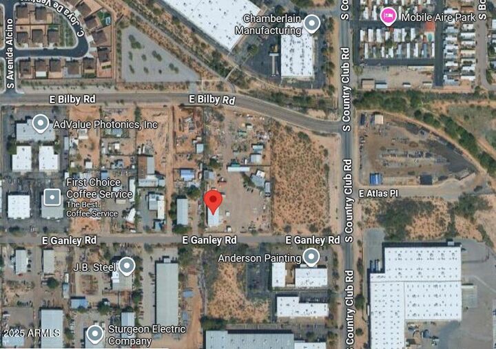 Property Photo: 2925 E Ganley Road 00121 AZ 85706