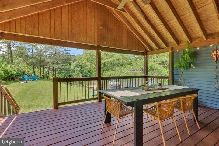 Property Photo: 8014 Forest Glen Drive MD 21122