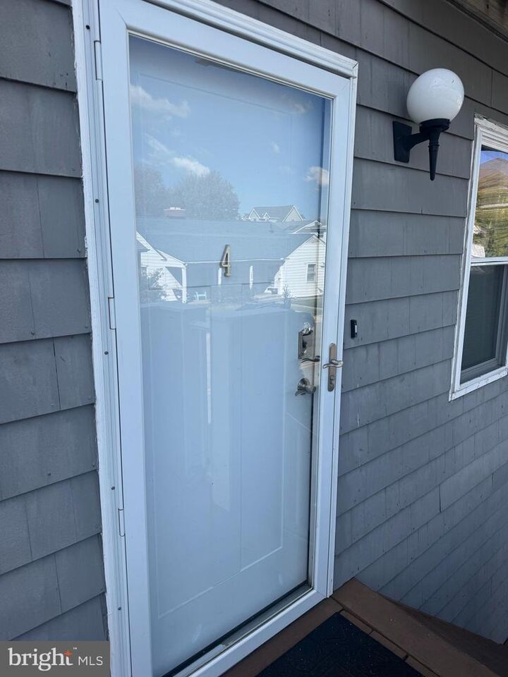 Property Photo:  401 S 14th Street 4  MD 21842