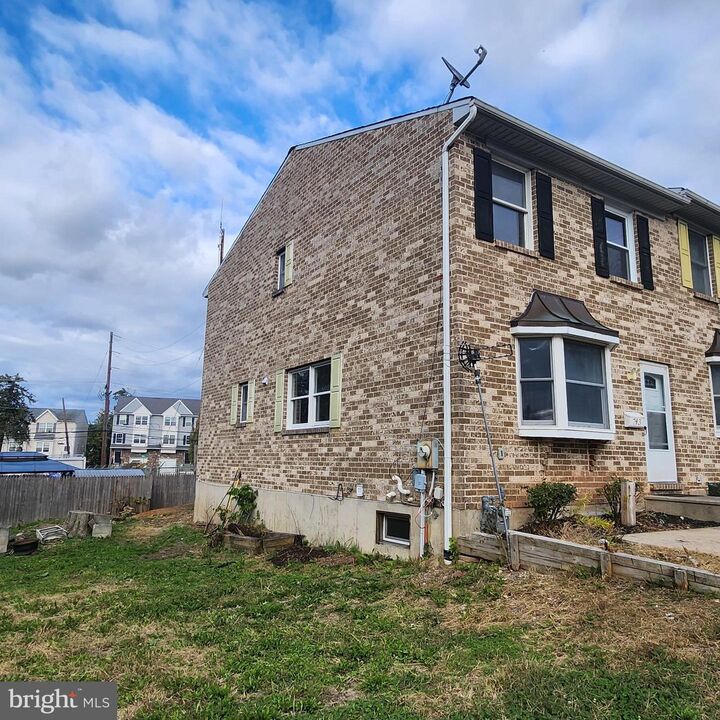 Property Photo:  743 E Moore Street  PA 19401