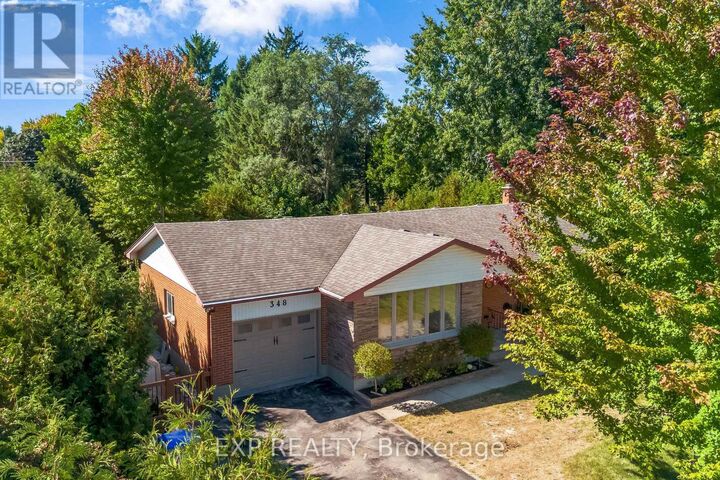 Property Photo: 348 Caradoc Street South ON N7G 2P4