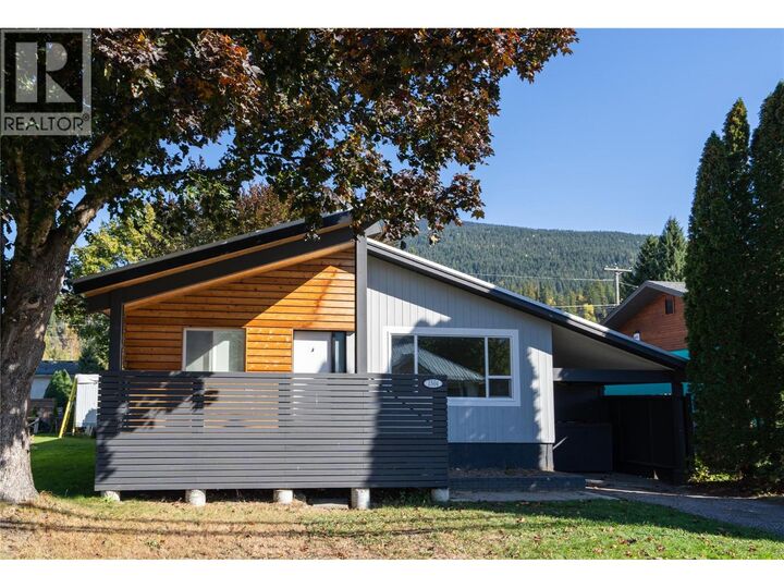 1504 Third Street West  Revelstoke BC V0E 2S0 photo