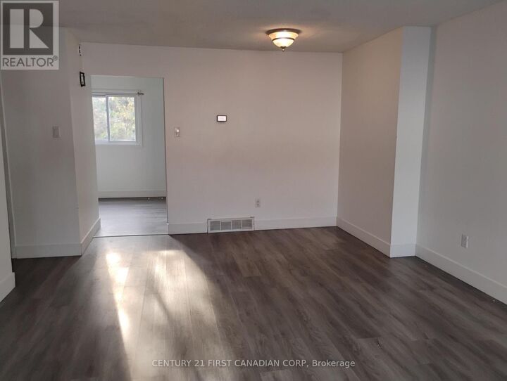 Property Photo: 577 Third Street 32 ON N5V 4B9