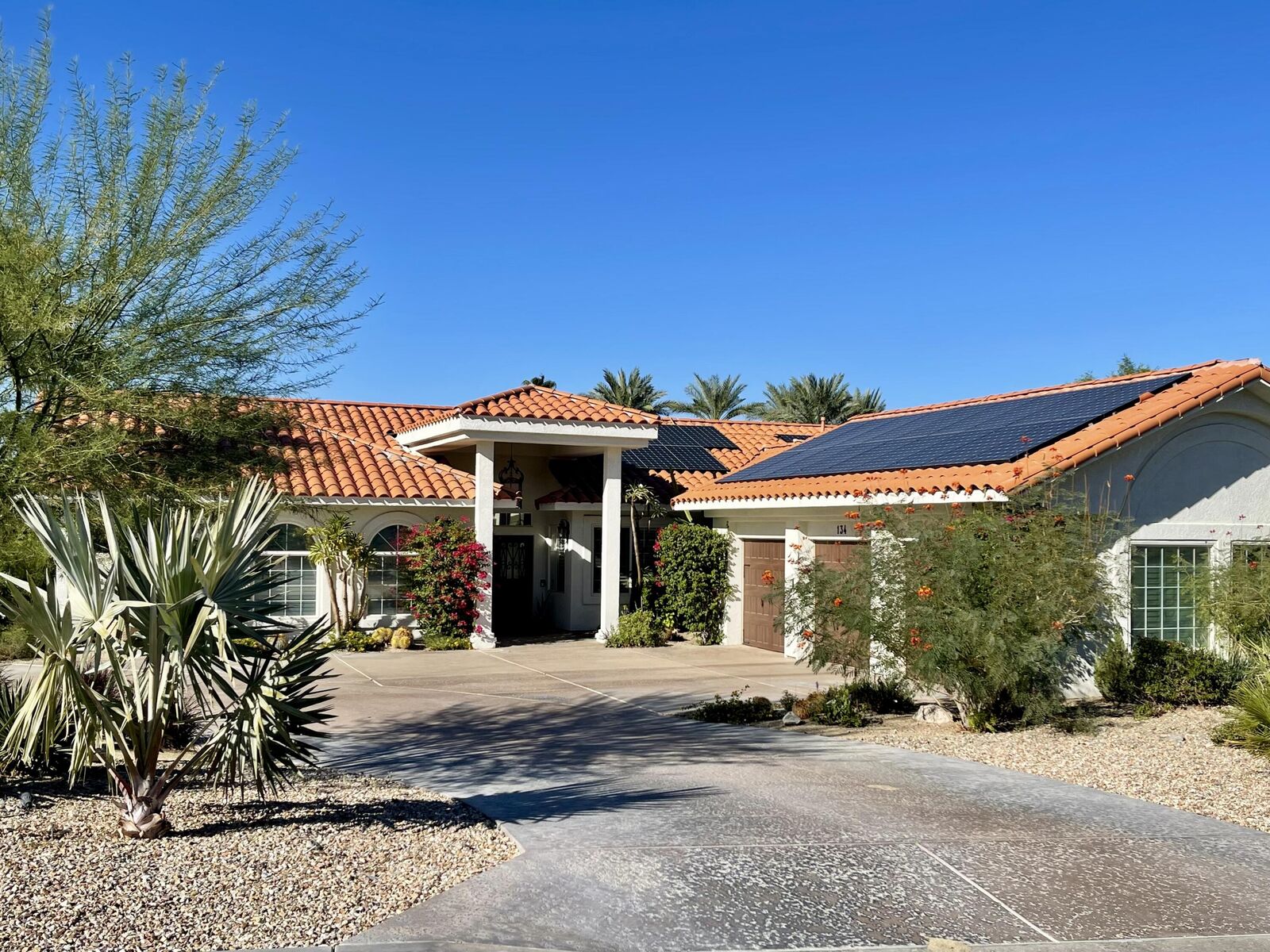 Property Photo: 134 Vista Valle CA 92260