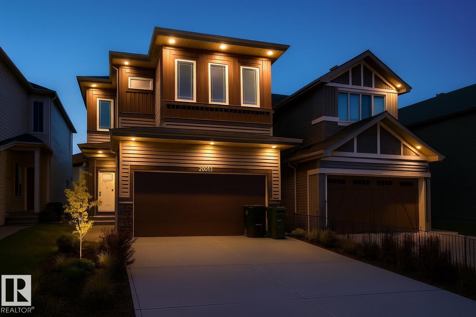 Photo de la propriété:  20019 31 Avenue NW  AB T6M 1N7