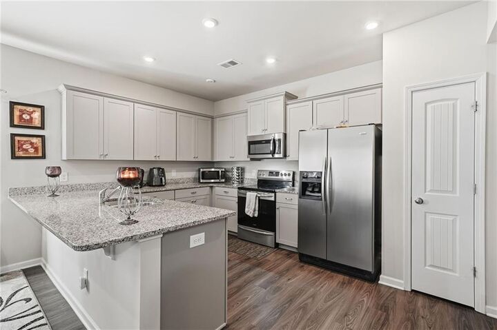 Property Photo: 2 Macintosh Drive NE GA 30165