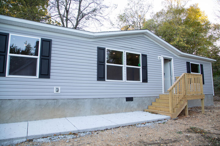 Property Photo:  1003 Magnolia Street  GA 30741 