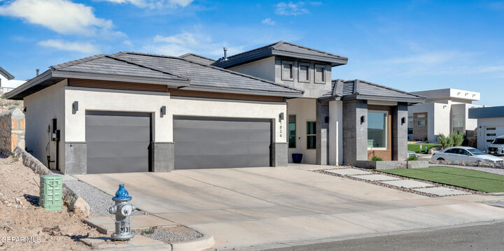 Property Photo: 1834 Pommel Place TX 79911