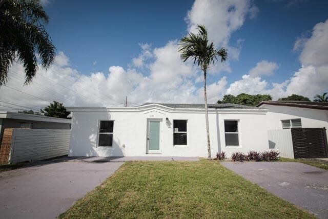 Property Photo:  6131 Coral Way  FL 33155 