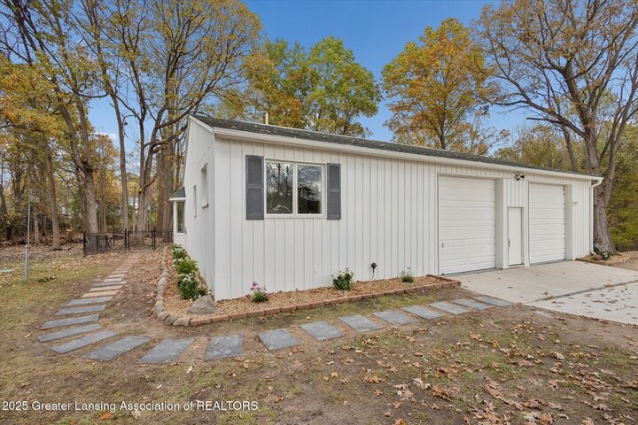 Property Photo: 9565 State Road MI 48840