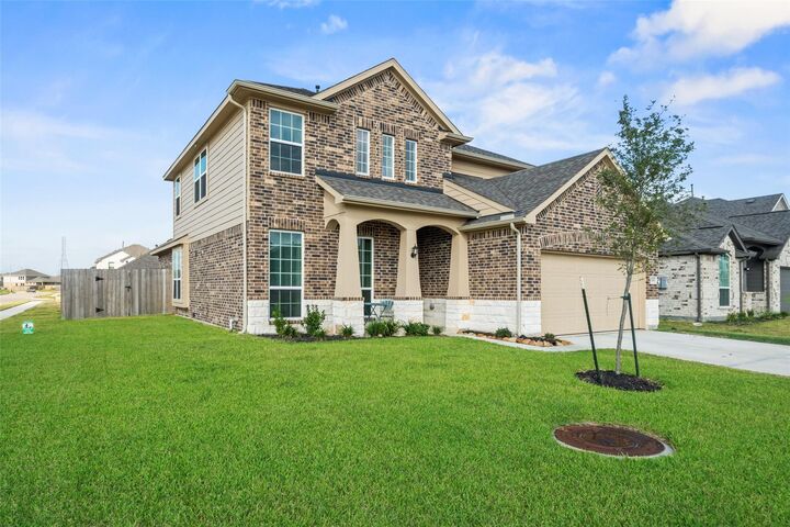 Property Photo:  5330 Latigo Court  TX 77511 