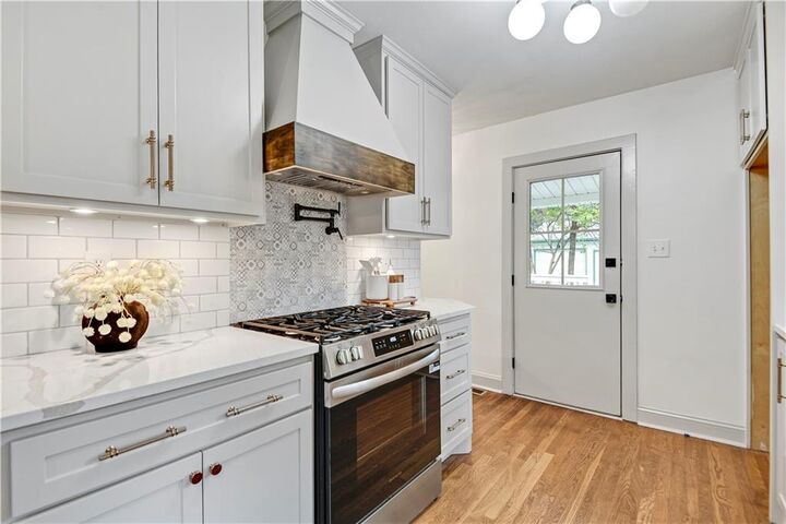 Property Photo:  5809 Woodward Street  KS 66202