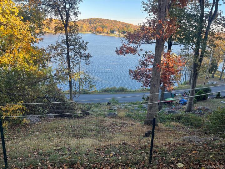 Property Photo: 18 Sedgewick Road NY 10512