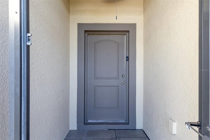 Property Photo: 104 Jasmine Circle FL 34759