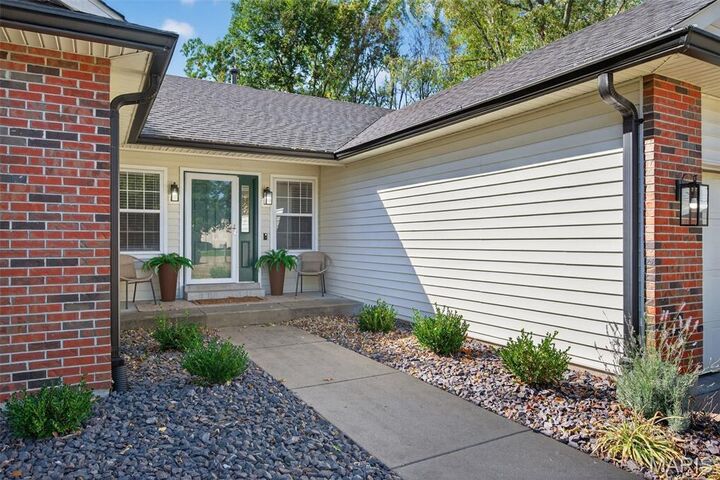 Property Photo:  6 Sailor Court  MO 63367