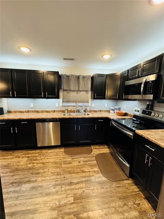 Property Photo: 201 Boardwalk Court MO 63084