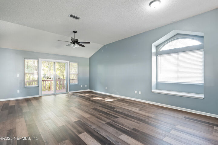 Property Photo: 3390 Millcrest Place FL 32277