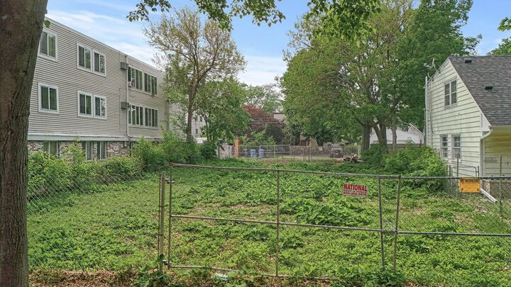 Property Photo: 2720 2nd Avenue S MN 55408