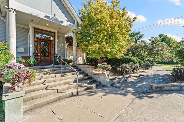 Property Photo: 501 N Main Street AR 72712