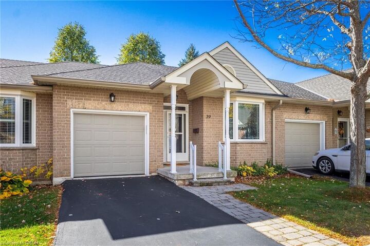 Photo de la propriété: 39 Bocce Drive ON L0R 1W0
