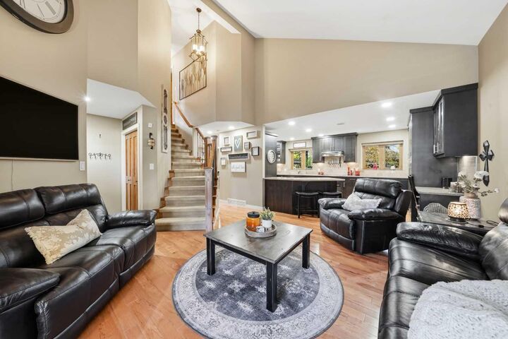 Property Photo: 3520 44A Avenue AB T4N 3K3